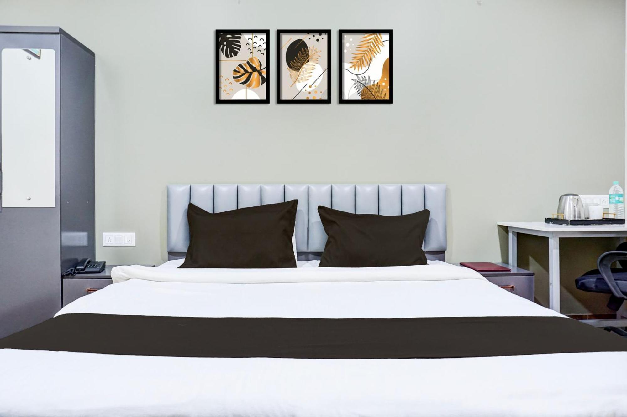 Super Collection O Pashan-Sus Road Baner Formerly Grey Stone Pune Exterior photo